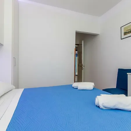 Apartment Jakov Mirce