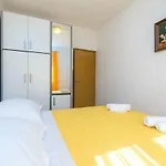 Jakov Apartmán