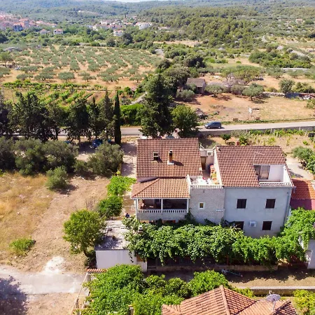 Apartment Jakov