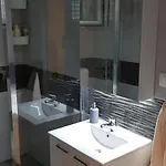 Jakov Apartman Mirce